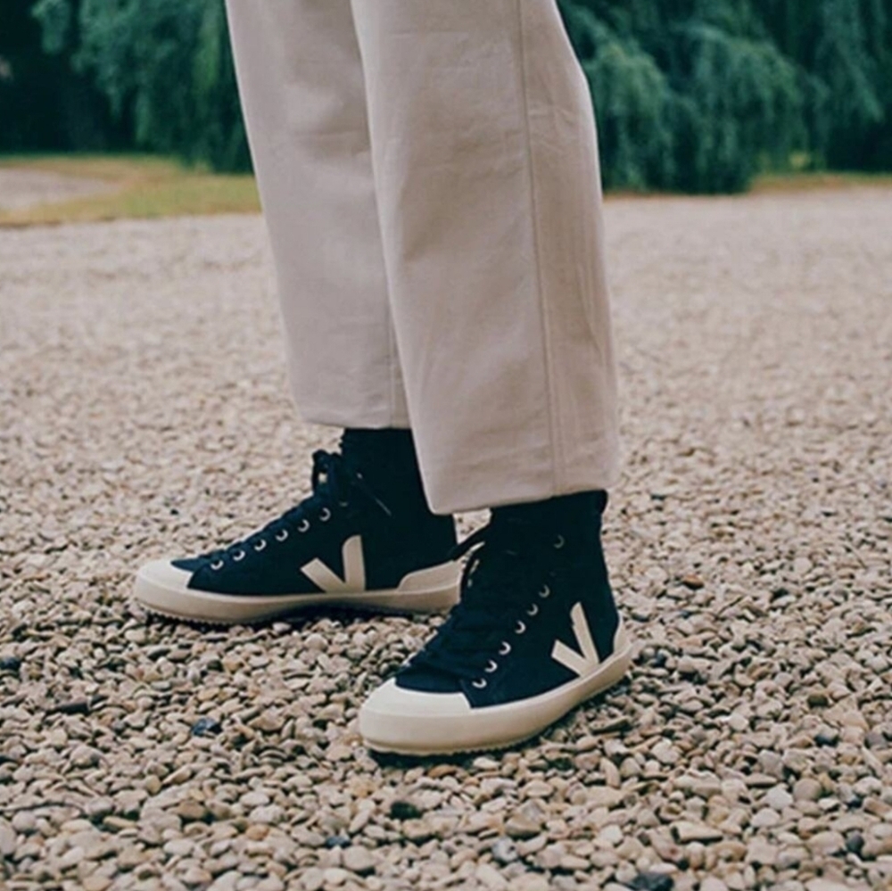 Veja NOVA Hightops CANVAS MARINE PIERRE blue white lace up sneakers